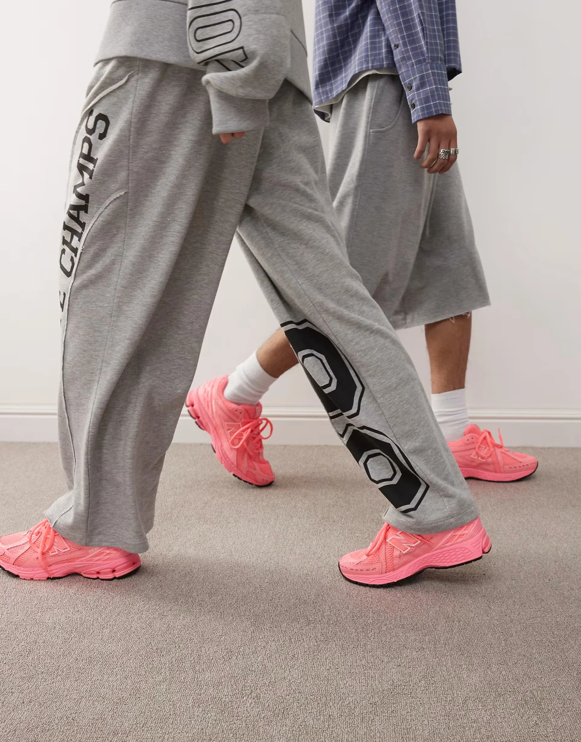 New Balance 1906R ASOS Exclusive Neon Pink - Image 4