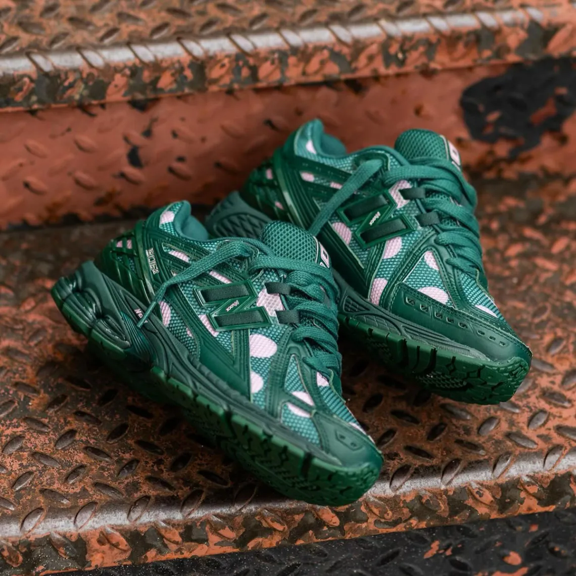 New Balance 1906R Polka Dot Green - Image 3