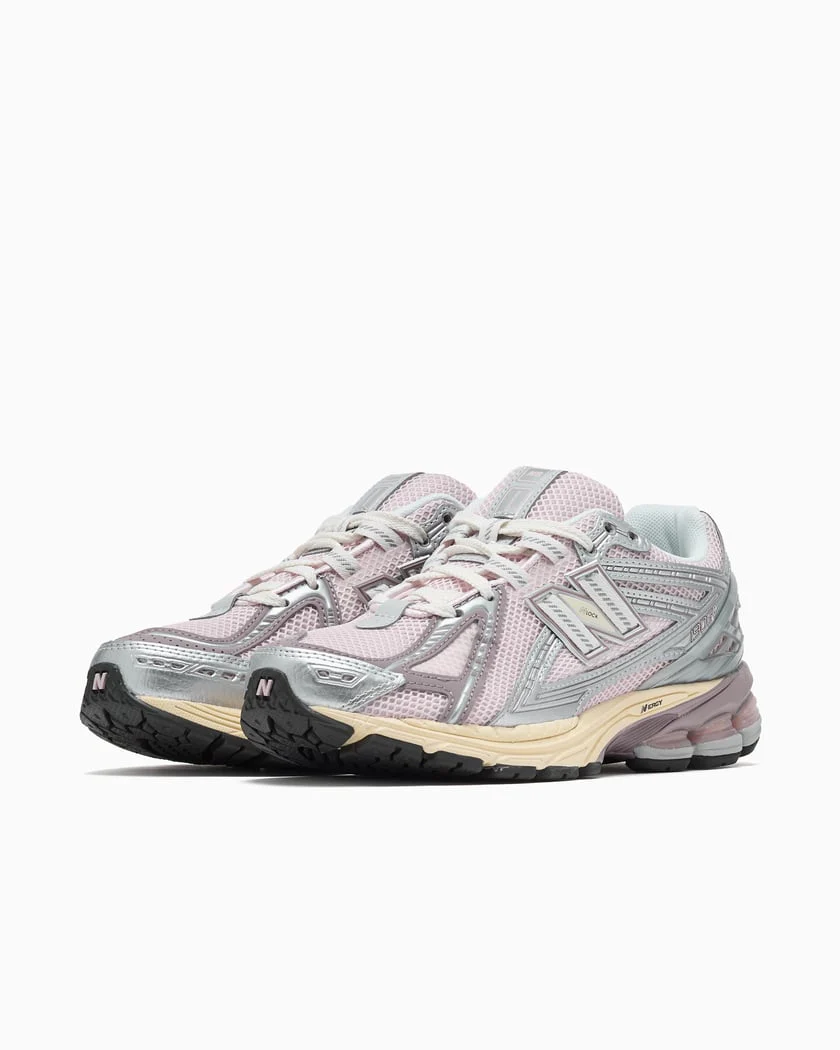 New Balance 1906R Rose Sugar Silver - Image 3