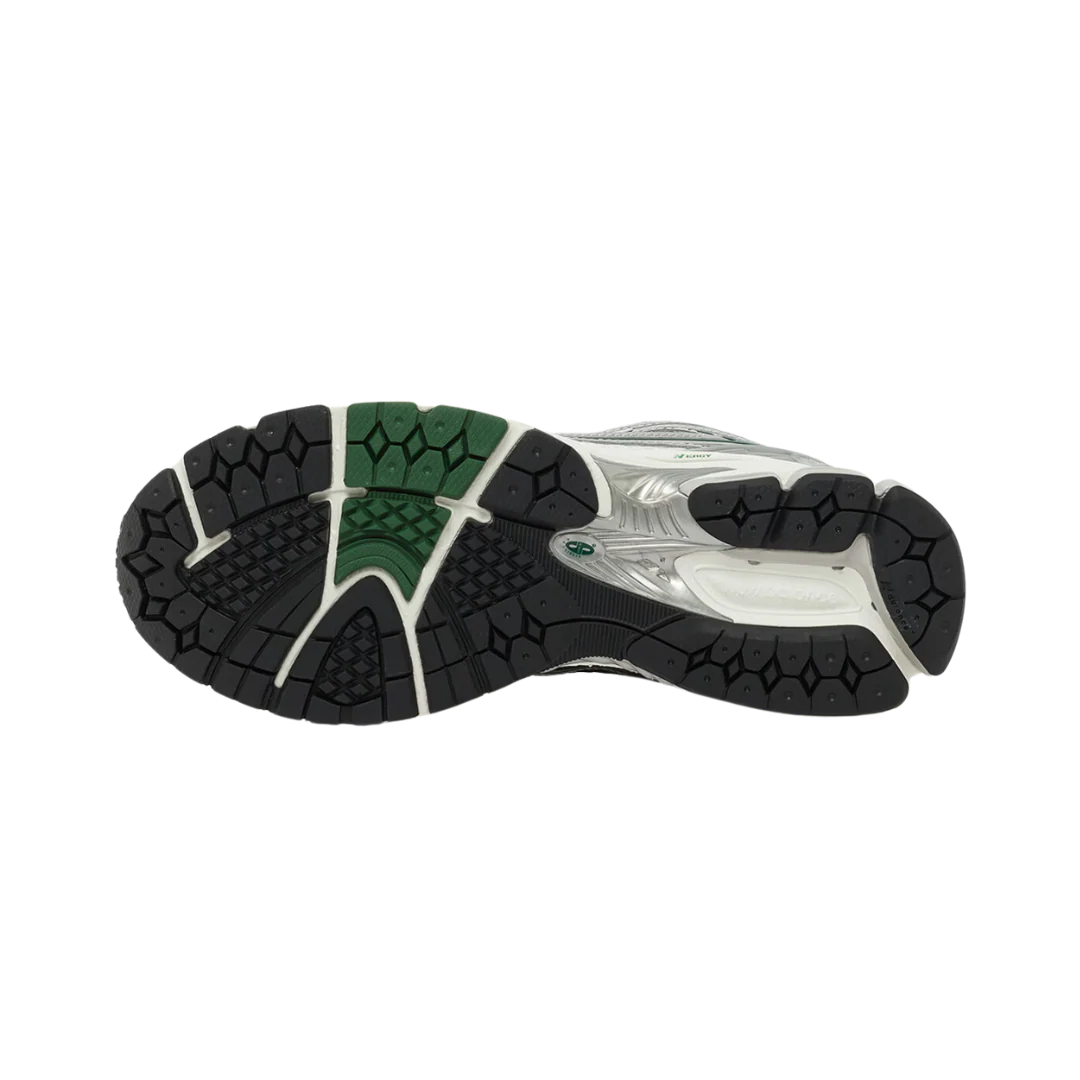 New Balance 1906R Silver Metallic Nightwatch Green - Image 4