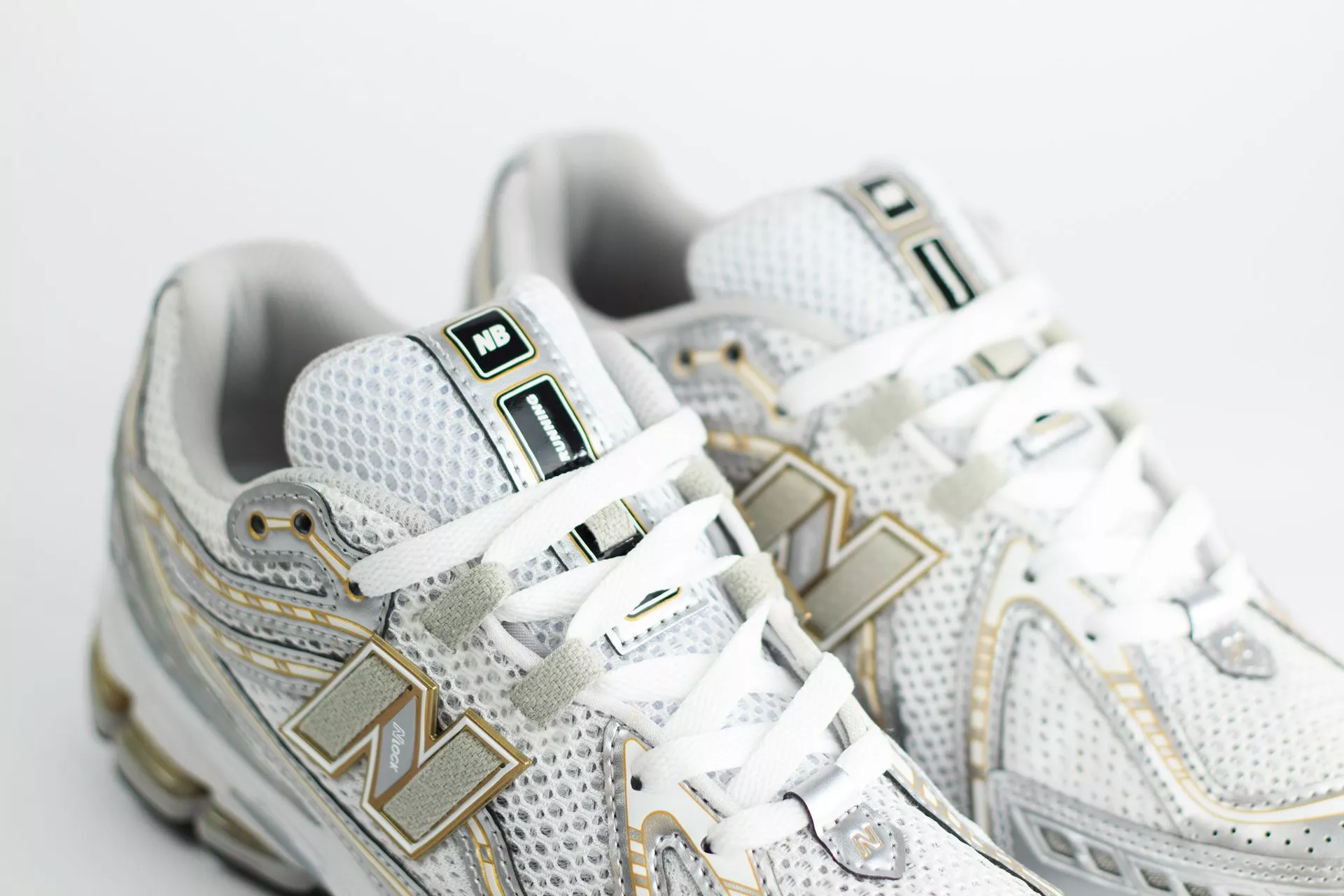 New Balance 1906R White Rain Cloud Silver Metallic - Image 7