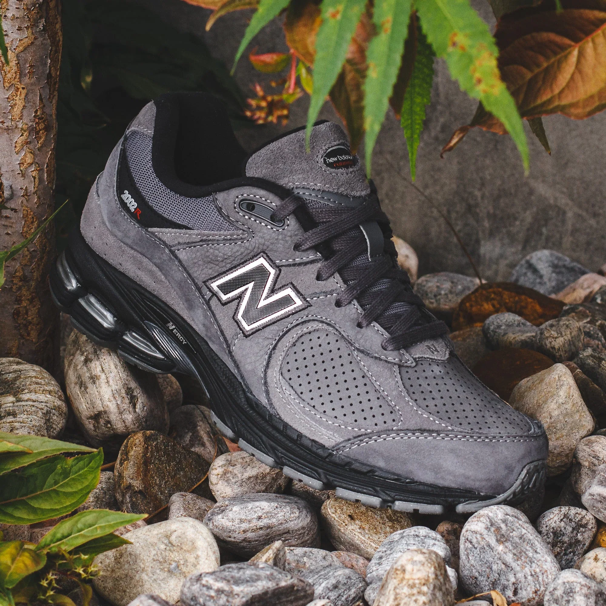 New Balance 2002R Castlerock Black - Image 3