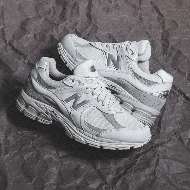 New Balance 2002R Gore-Tex White Brighton Grey - Image 2