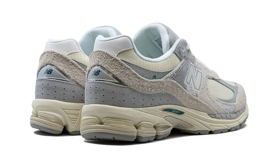 New Balance 2002R Linen - Image 3