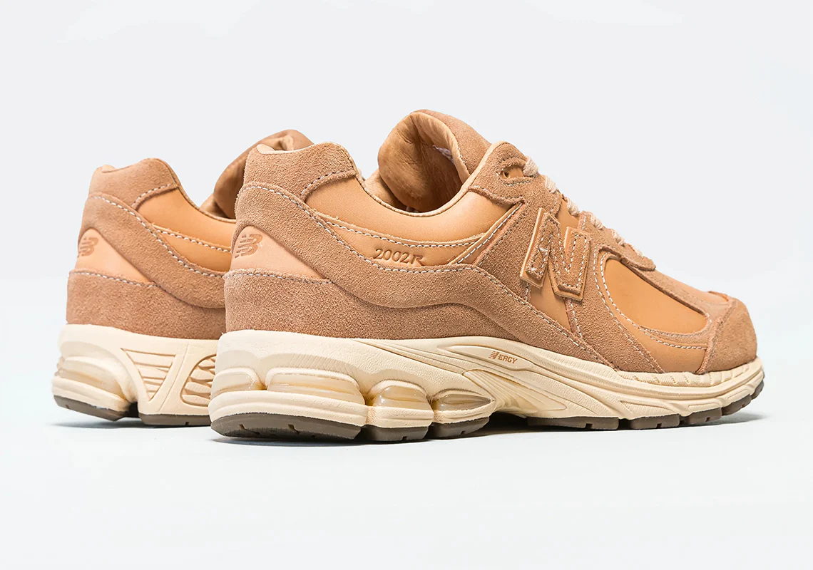 New Balance 2002R Toast Tawny Birch - Image 3