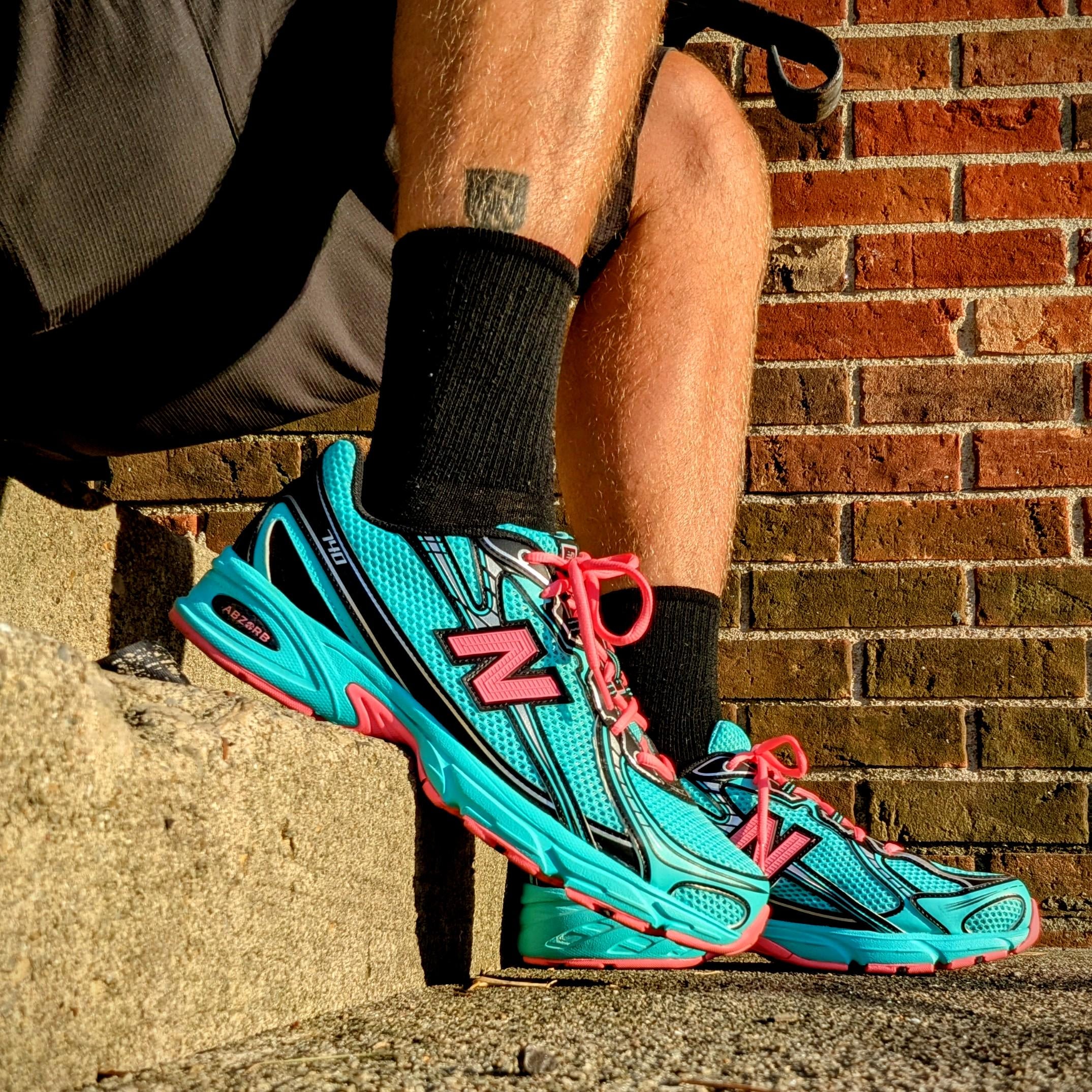 New Balance 740v2 Cyber Jade - Image 2