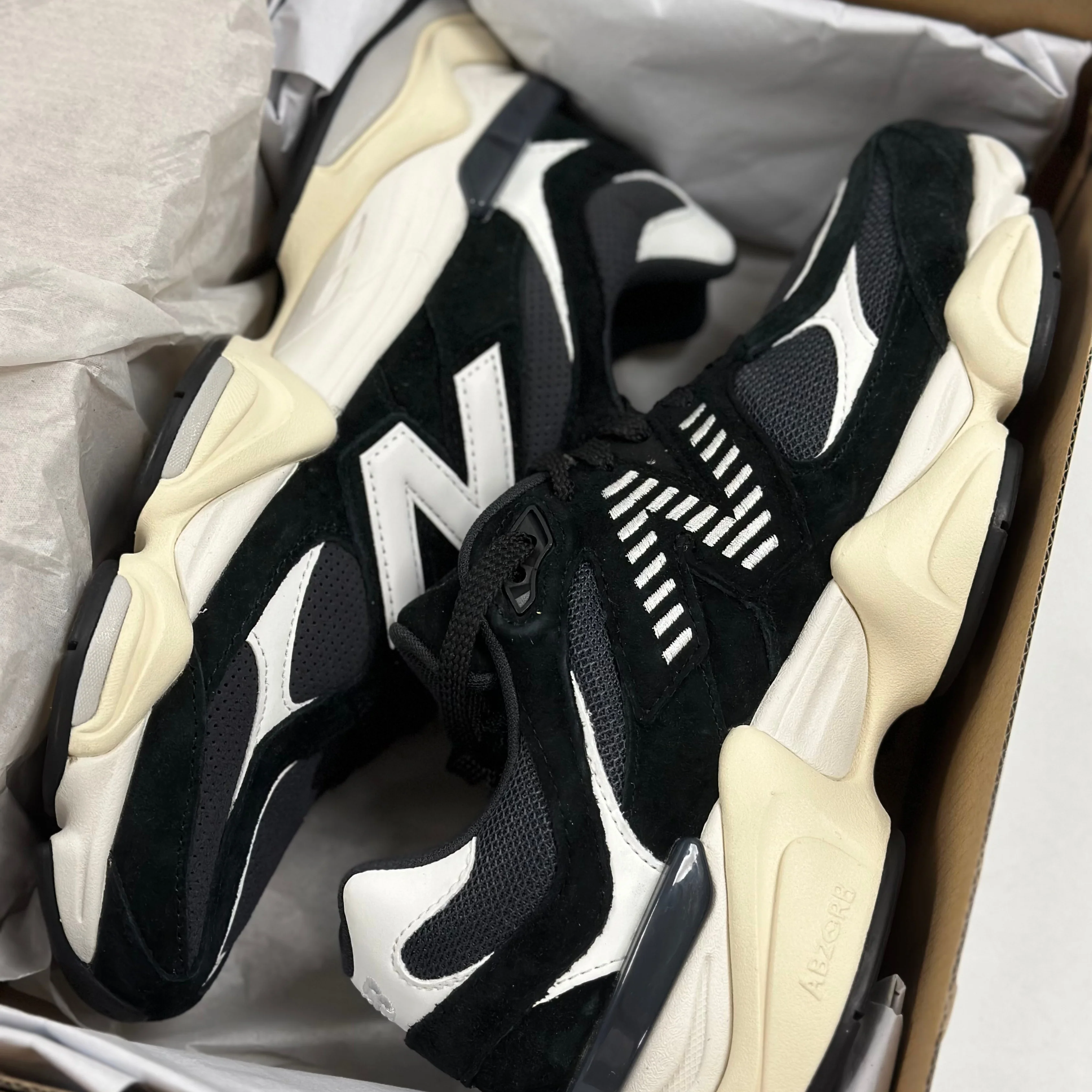 New Balance 9060 Black White - Image 9