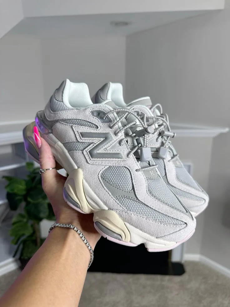 New Balance 9060 Grey Lilac - Image 2
