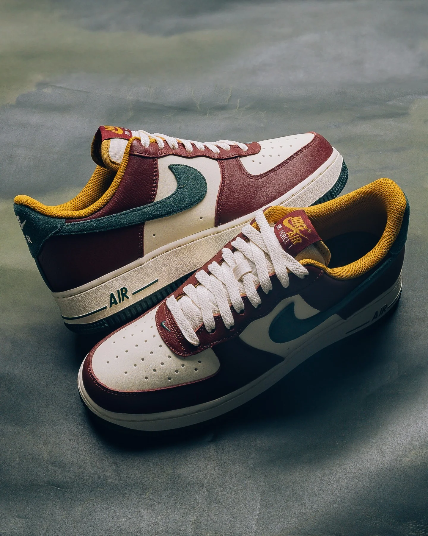 Nike Air Force 1 Low '07 LV8 Dark Team Red Vintage Green - Image 4