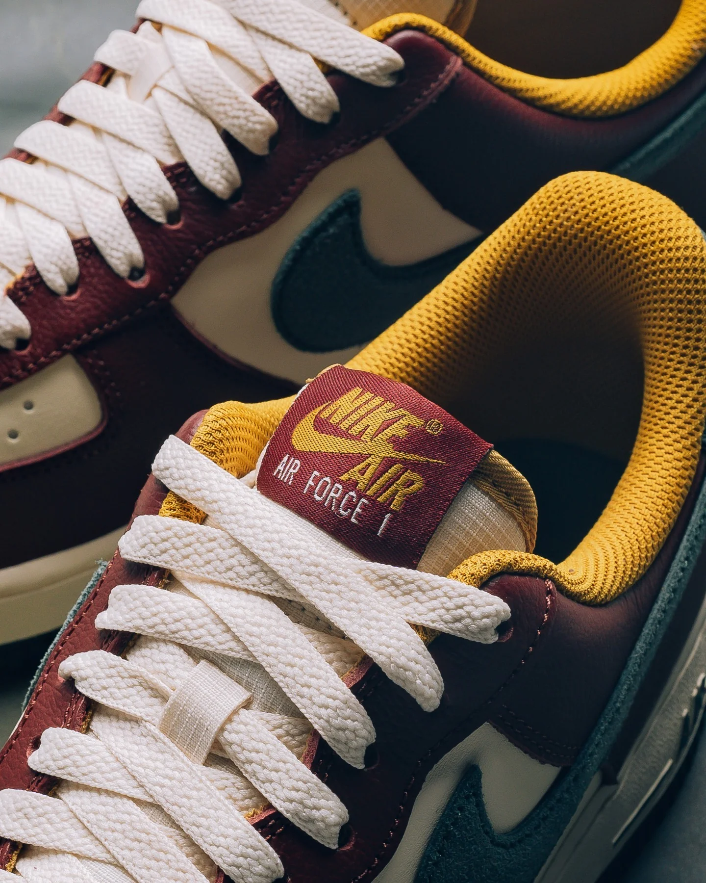 Nike Air Force 1 Low '07 LV8 Dark Team Red Vintage Green - Image 5