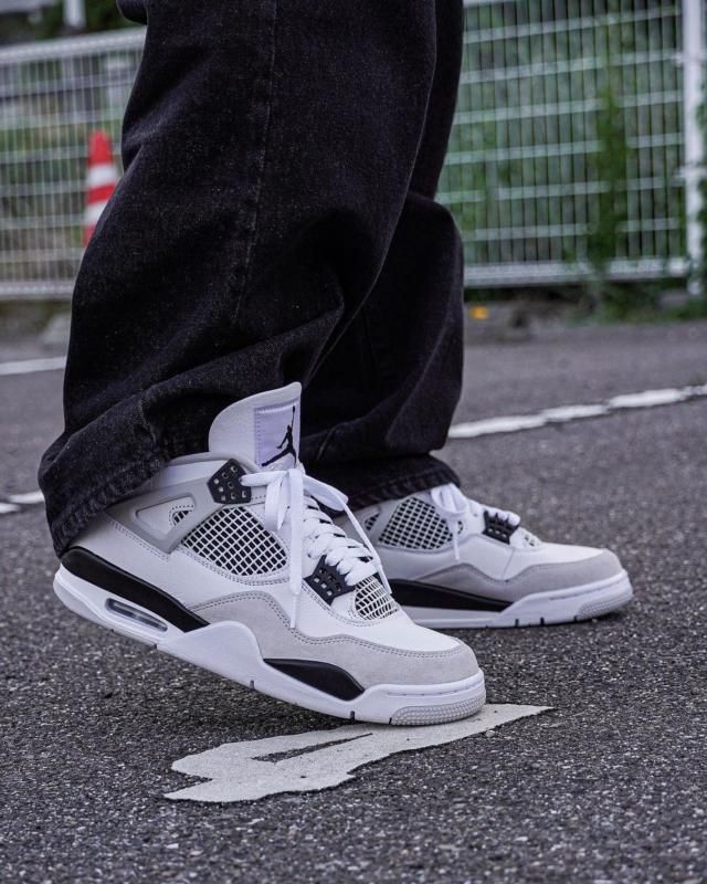 Nike Air Jordan 4 Retro Military Black - Image 7
