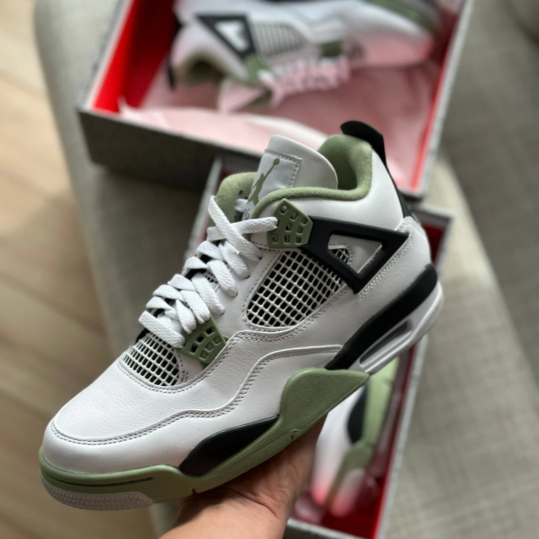 Nike Air Jordan 4 Seafoam - Image 5