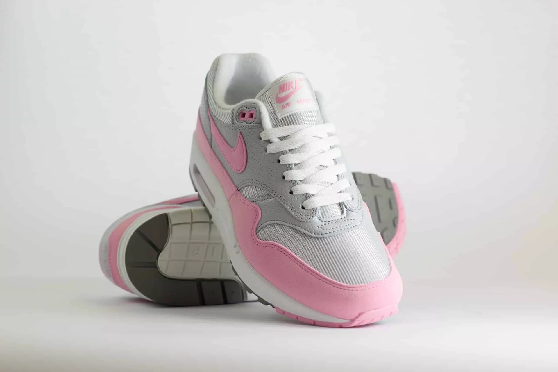 Nike Air Max 1 '87 Metallic Platinum Pink Rise - Image 4