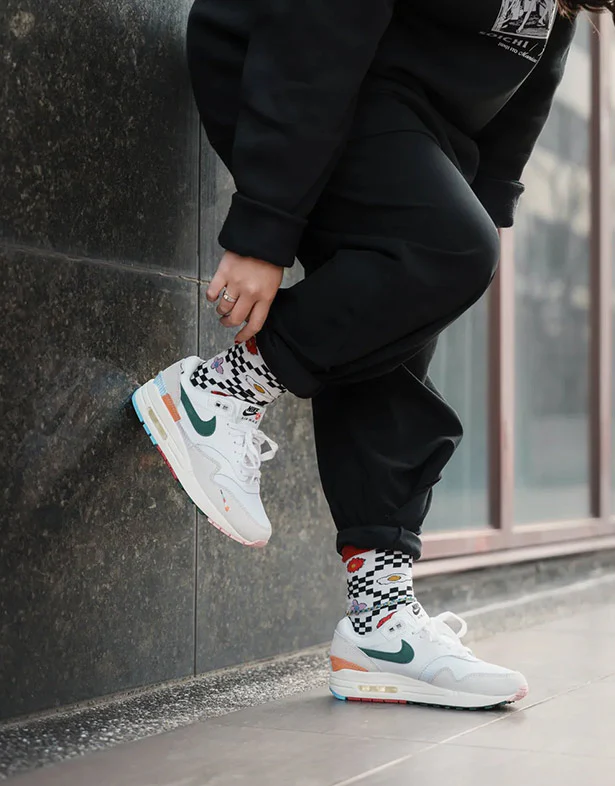 Nike Air Max 1 All Petals United - Image 2