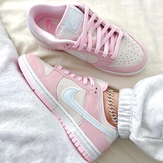Nike Dunk Low LX Pink Foam - Image 2