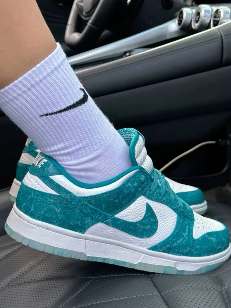 Nike Dunk Low Ocean - Image 2