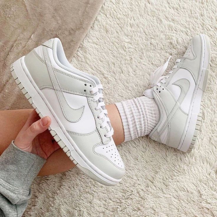Nike Dunk Low Photon Dust - Image 2