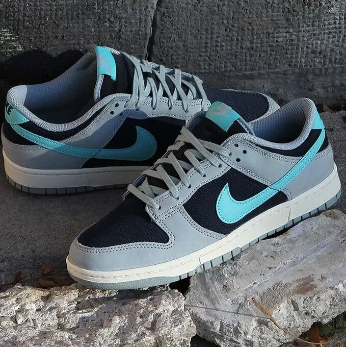 Nike Dunk Low Retro Premium Light Pumice Green Frost - Image 2