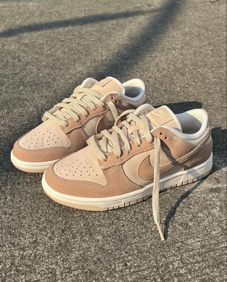 Nike Dunk Low Sand drift - Image 2
