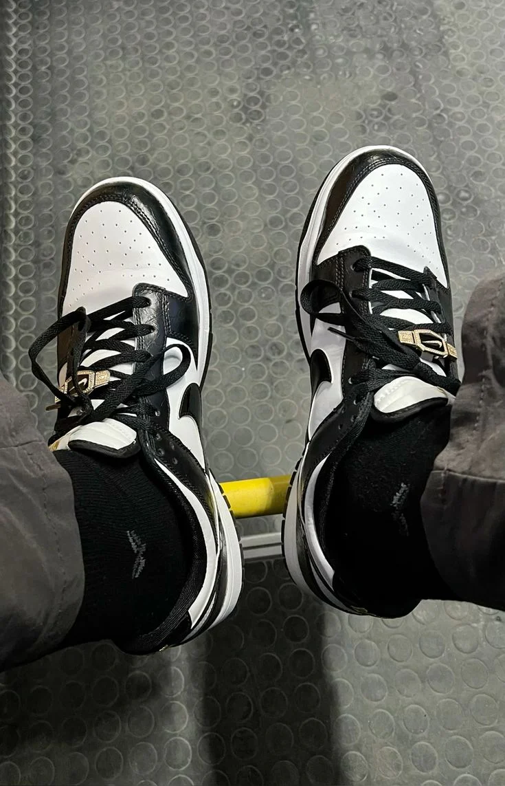 Nike Dunk Low World Champ - Image 2