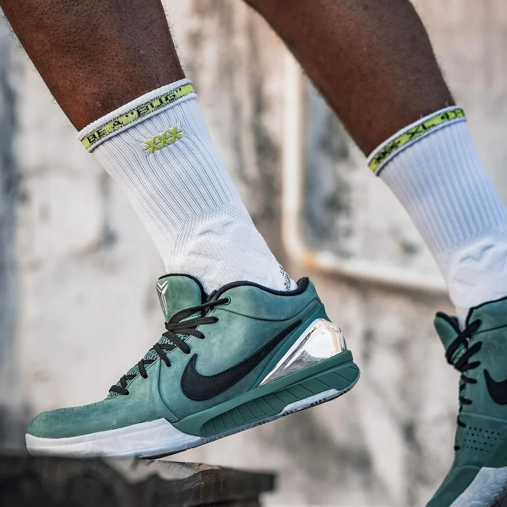 Nike Kobe 4 Protro Girl Dad - Image 2
