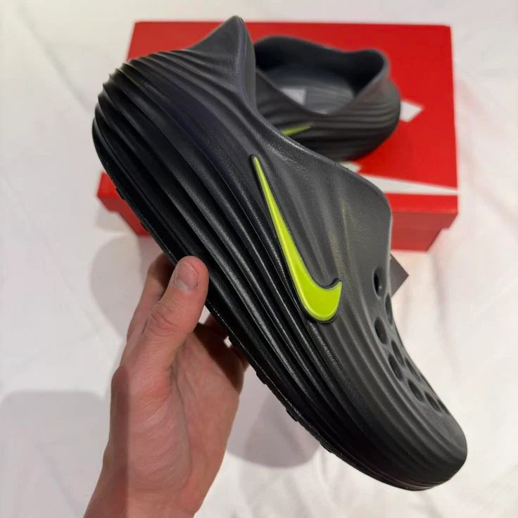 Nike ReactX Rejuven8 Black Cool Grey Volt - Image 2