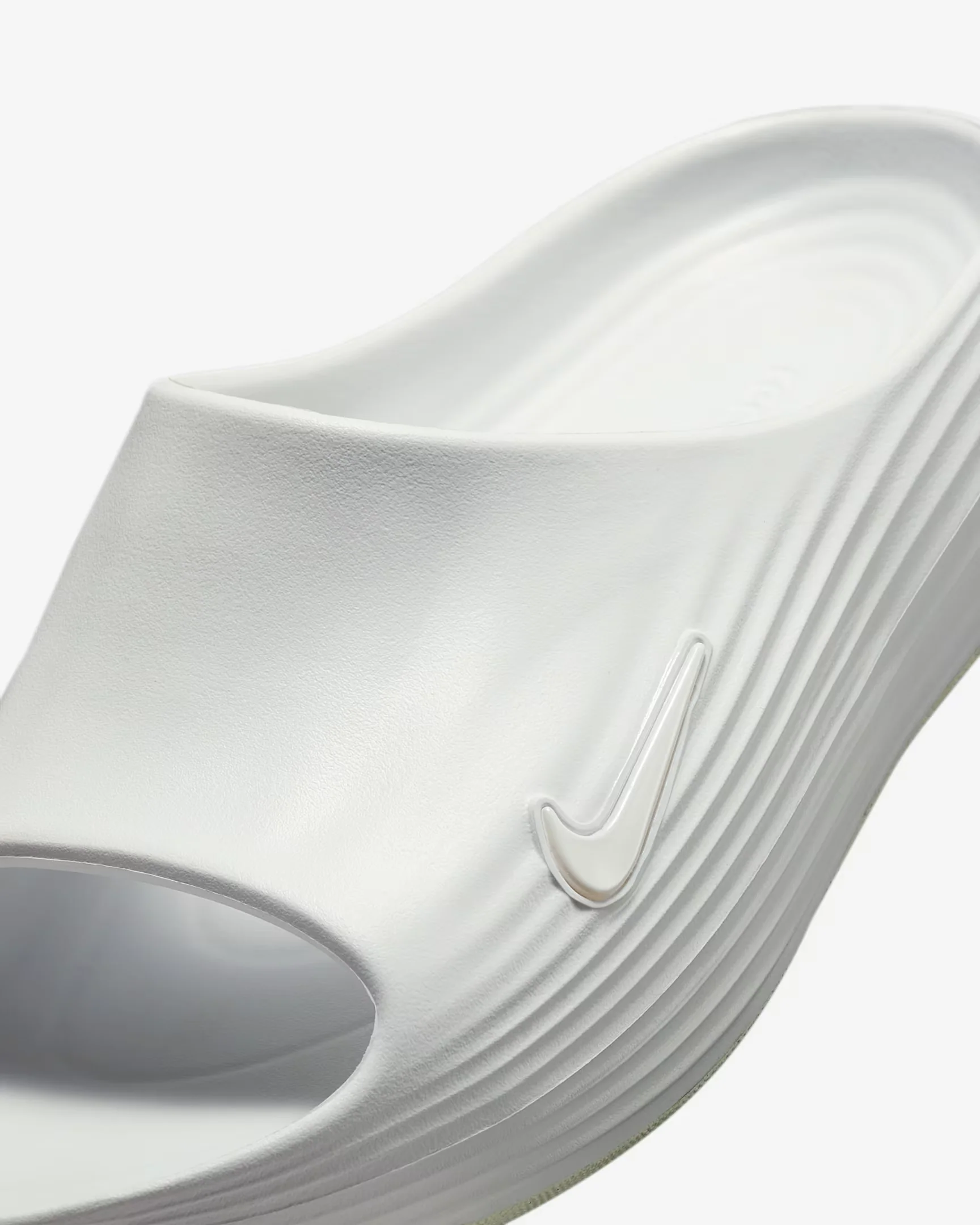 Nike ReactX Rejuven8 Slide Summit White - Image 2