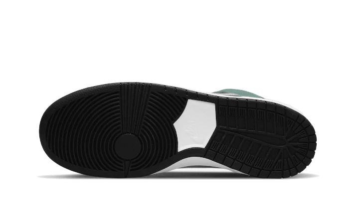 Nike SB Dunk High Green Suede - Image 3