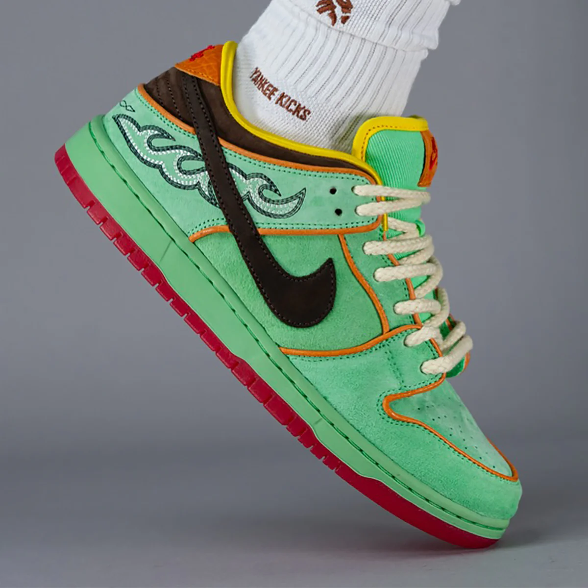 Nike SB Dunk Low Rodeo Tourmaline - Image 2