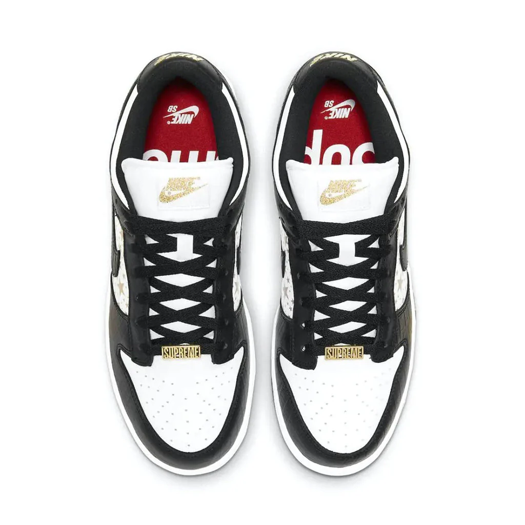 Nike SB Dunk Low Supreme Stars Black - Image 4