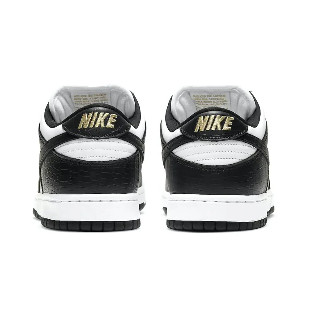 Nike SB Dunk Low Supreme Stars Black - Image 5