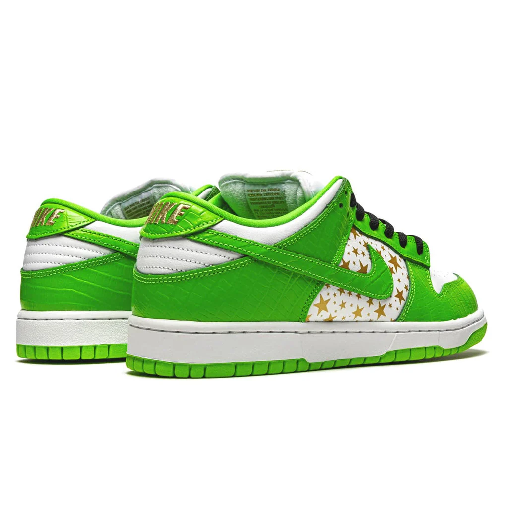 Nike SB Dunk Low Supreme Stars Mean Green - Image 4