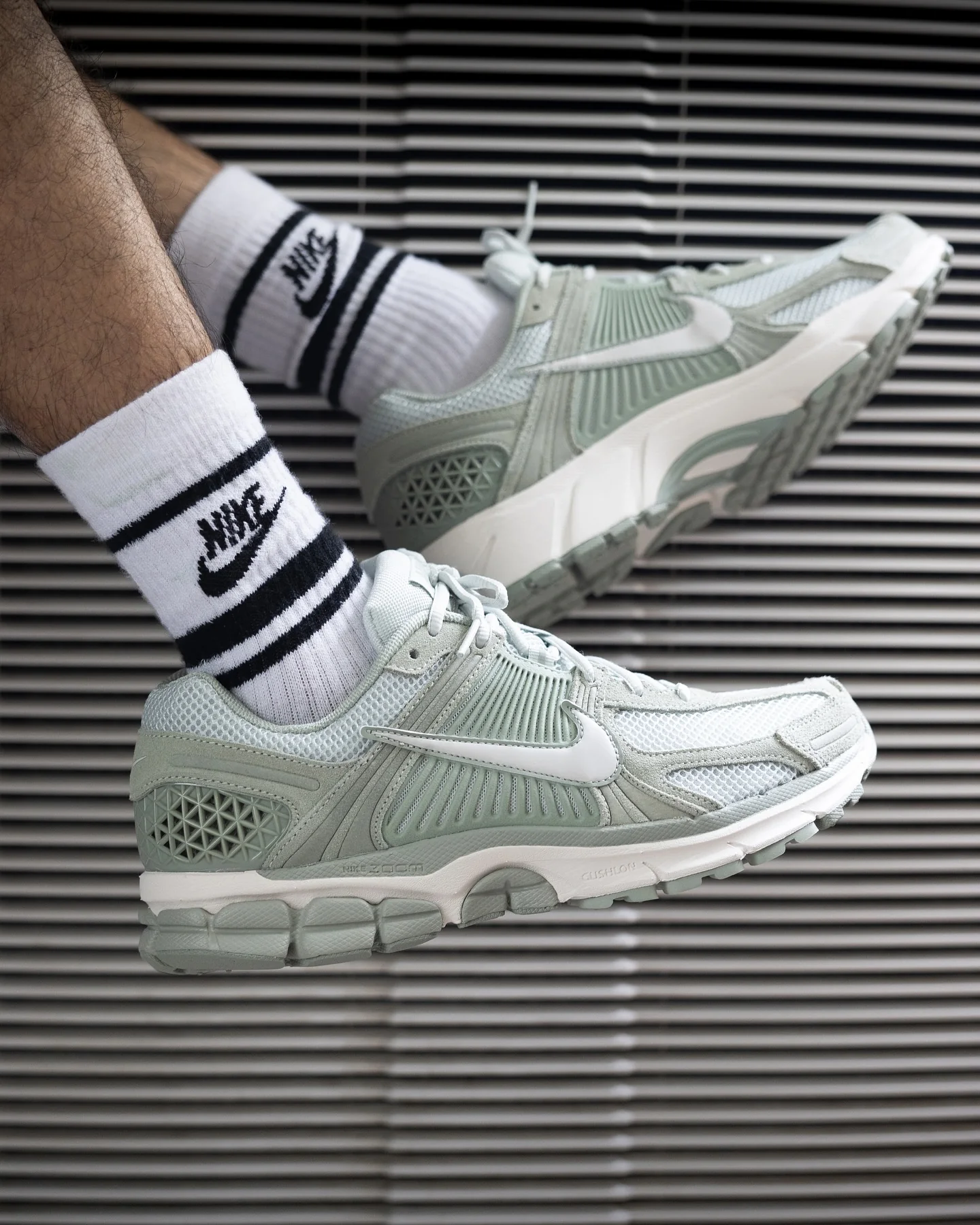 Nike Zoom Vomero 5 Jade Horizon - Image 2