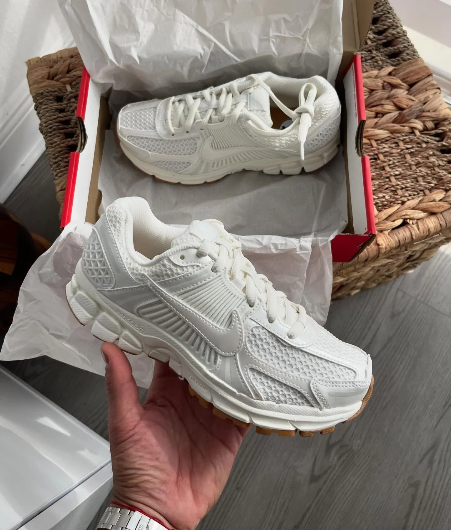 Nike Zoom Vomero 5 Sail Coconut Milk - Image 2
