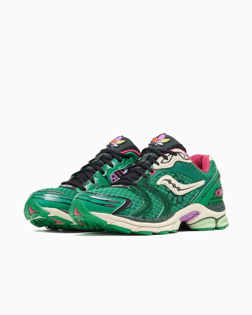 Saucony ProGrid Triumph 4 Jae Tips Flowers Grow Uptown Sugar Maple - Image 2