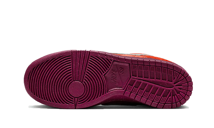 Nike SB Dunk Low Mystic Red - Image 3
