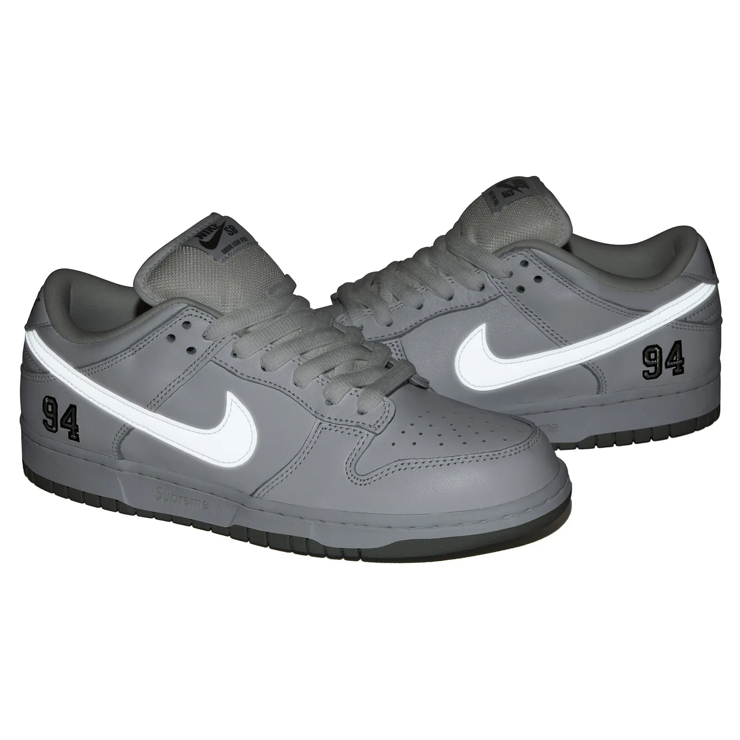 Supreme X Nike SB Dunk Low Pro White - Image 7