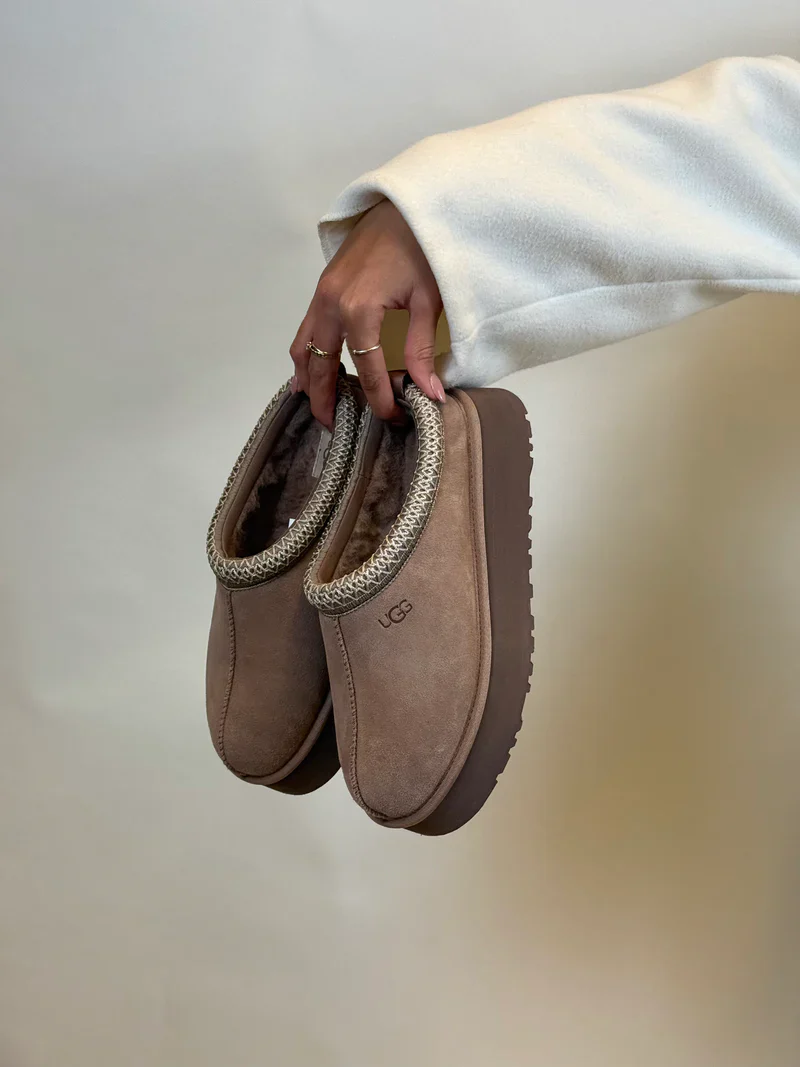 UGG Tazz II Slipper Rocky Oak - Image 2