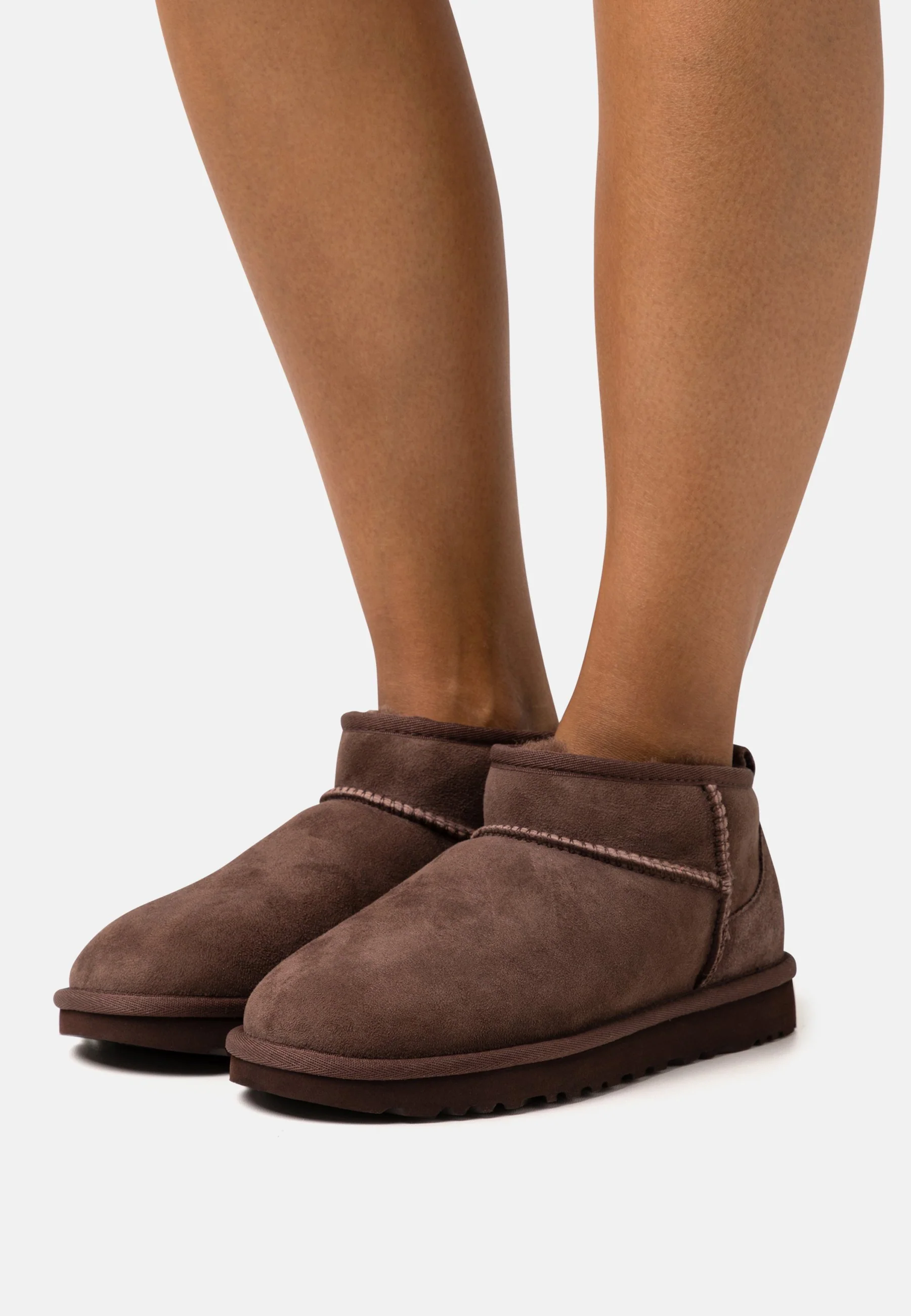 UGG Classic Ultra Mini Boot Burnt Cedar - Image 2