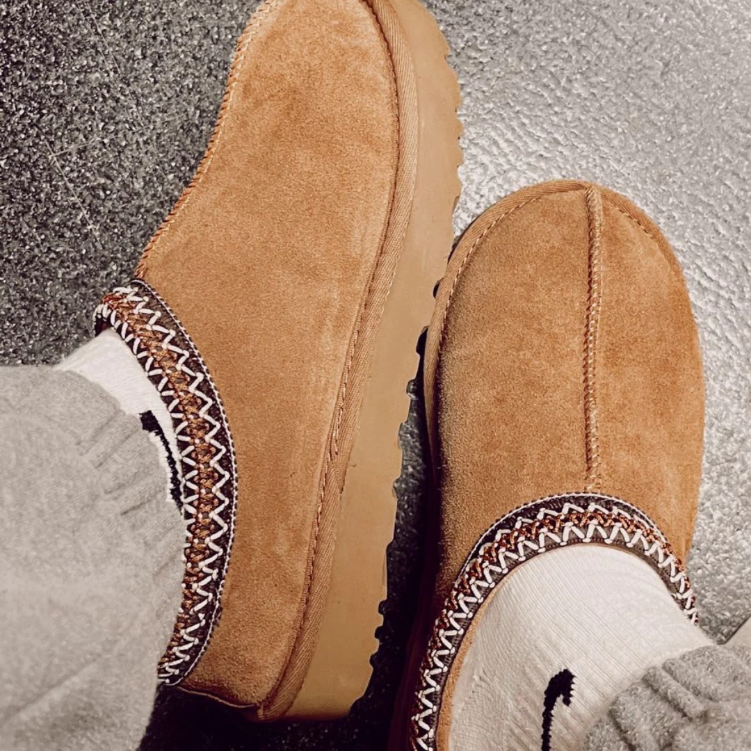 UGG Tasman Slipper Chestnut - Image 2
