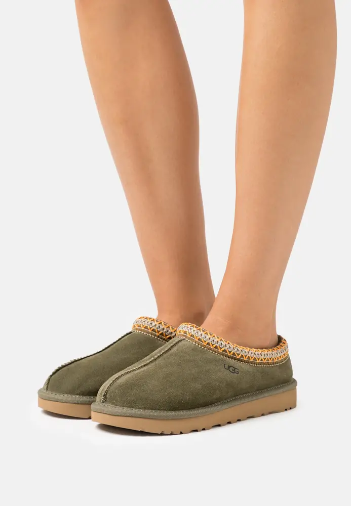 UGG Tasman Slipper Burnt Olive Black - Image 2
