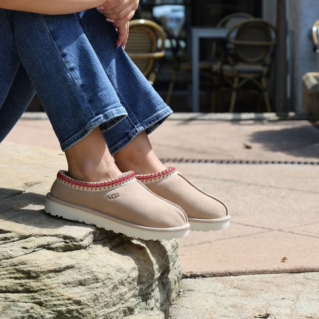 UGG Tasman Slipper Sand Dark Cherry - Image 2