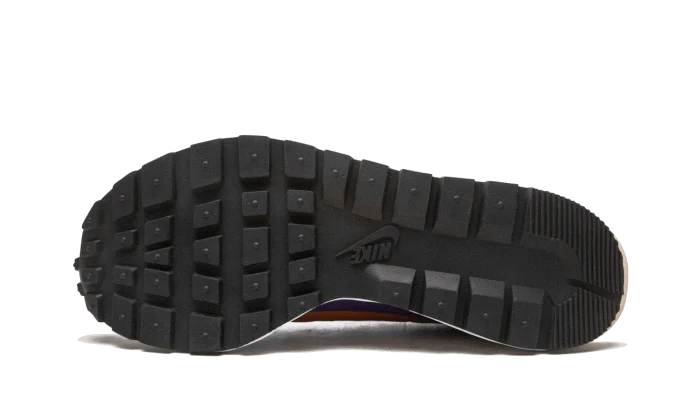 Nike Vaporwaffle Sacai Dark Iris - Image 4