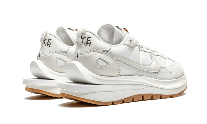 Nike Vaporwaffle Sacai Sail Gum - Image 3