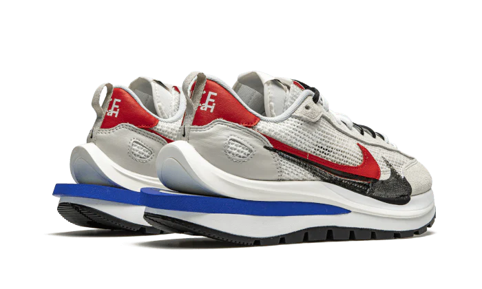 Nike Vaporwaffle Sacai Sport Fuchsia Game Royal - Image 3