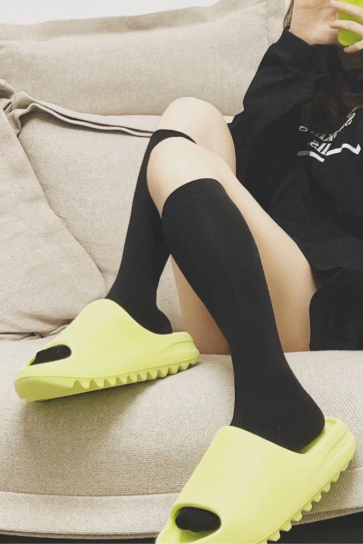 Adidas Yeezy Slide Glow Green - Image 4